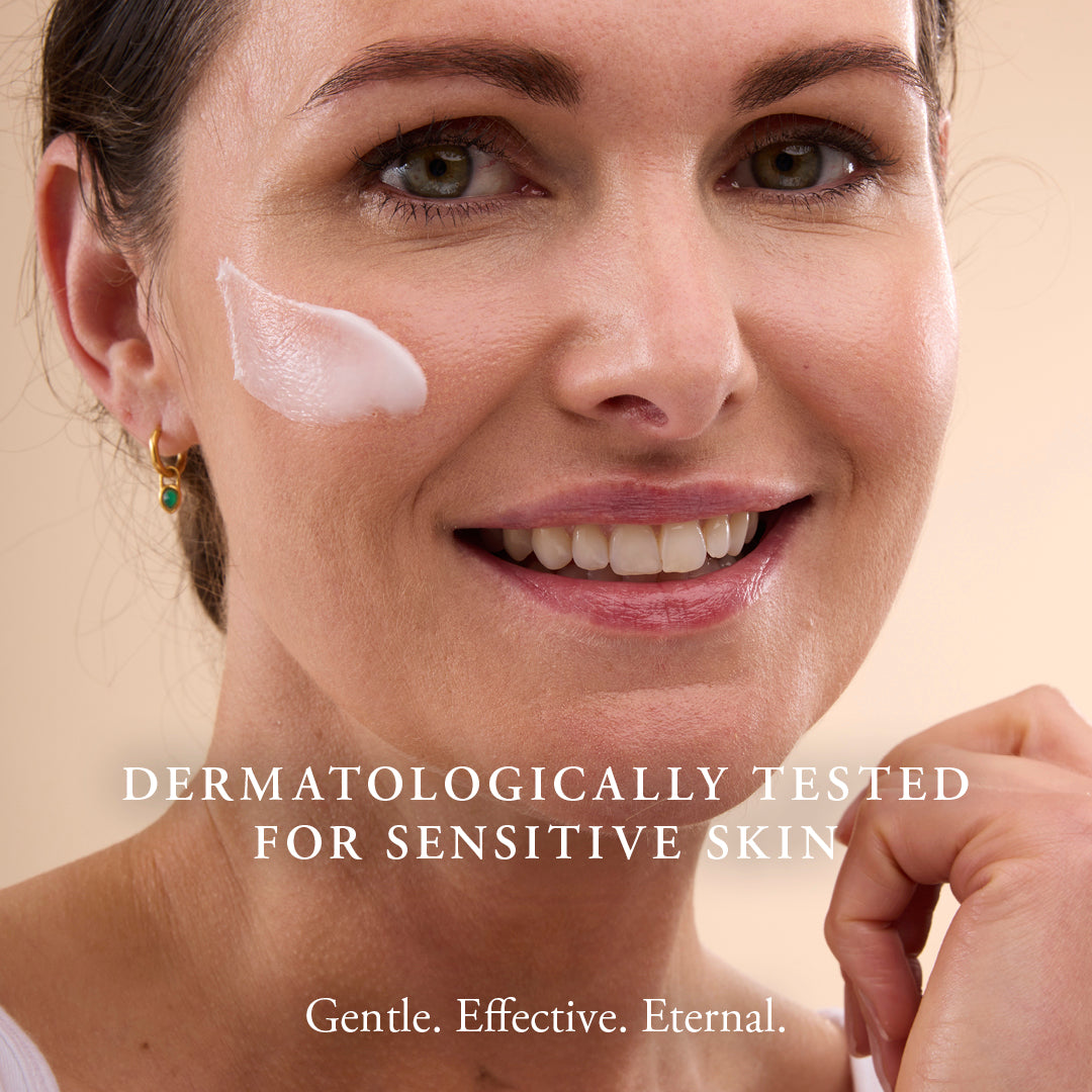 
                  
                    Hydrating Cream Cleanser
                  
                